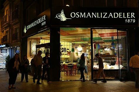 İ­s­t­a­n­b­u­l­­d­a­ ­B­i­r­ ­P­a­s­t­a­n­e­,­ ­M­ü­ş­t­e­r­i­s­i­n­i­ ­­K­ö­t­ü­ ­K­o­k­t­u­ğ­u­­ ­G­e­r­e­k­ç­e­s­i­y­l­e­ ­K­o­v­d­u­.­.­.­